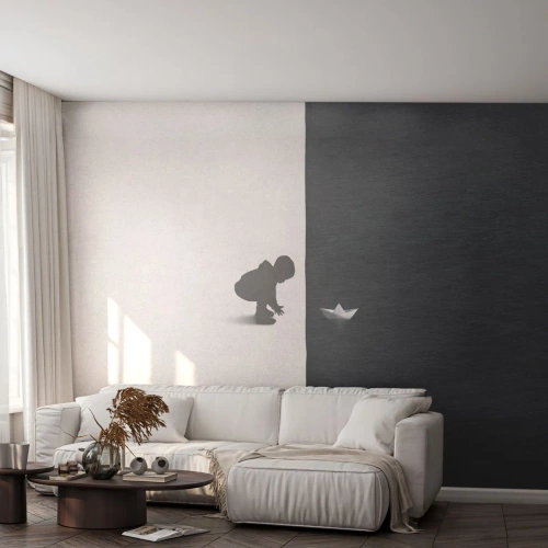 Papier Peint Photo Premium Sand - Garçon et bateau en papier en contraste noir et blanc - 100x70cm - Grande expédition - Décoration murale moderne pour le salon et la chambre ARTTOR