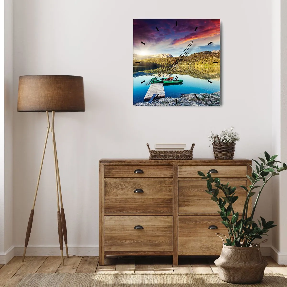 Horloge murale - Pendule murale - Coucher de soleil sur le lac avec des bateaux à l'embarcadère - 30x30cm - Aussi lisse qu'un miroir au-dessus de l'eau - Décoration murale moderne pour le salon et la chambre ARTTOR