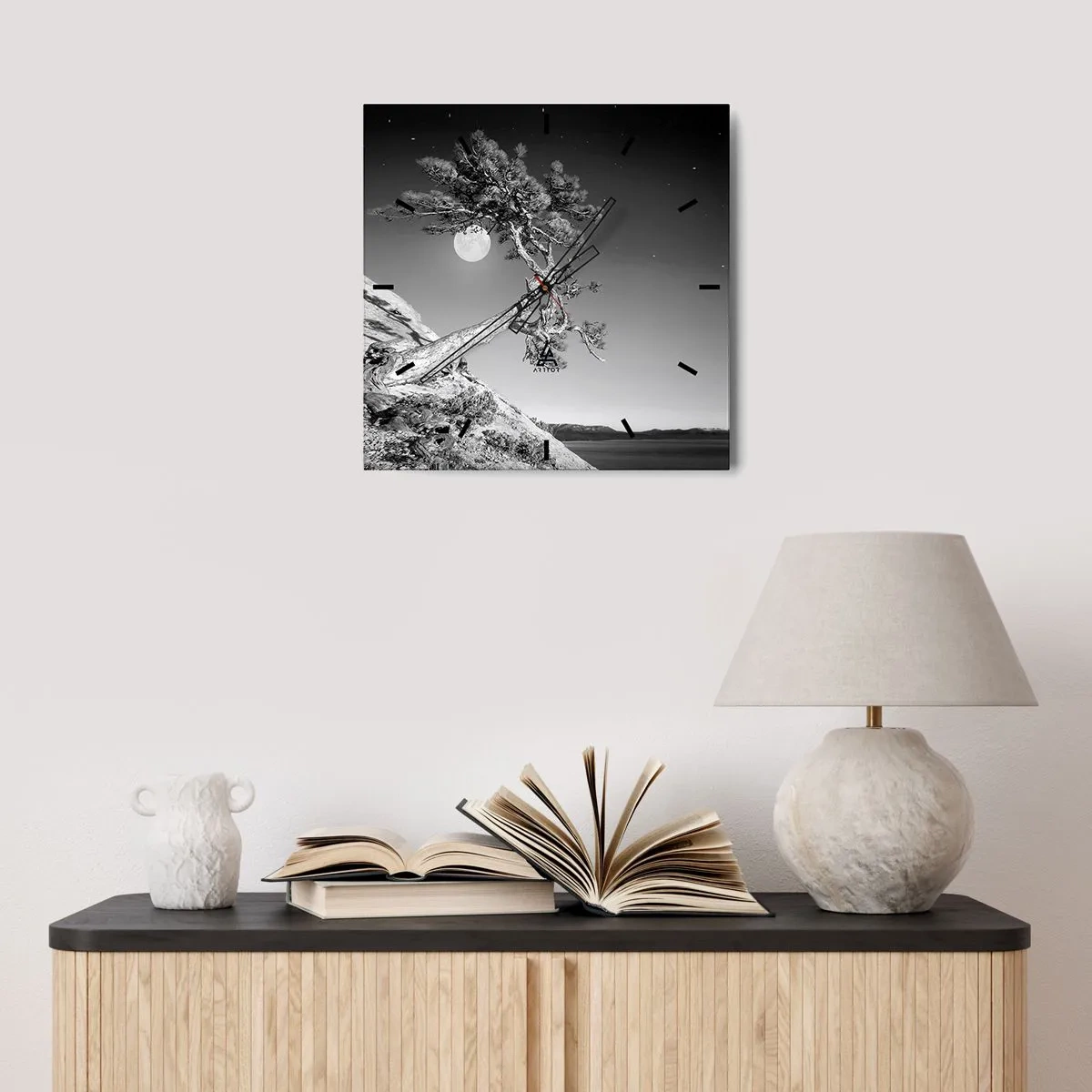 Horloge murale - Pendule murale - Un combattant vainqueur - 30x30 cm