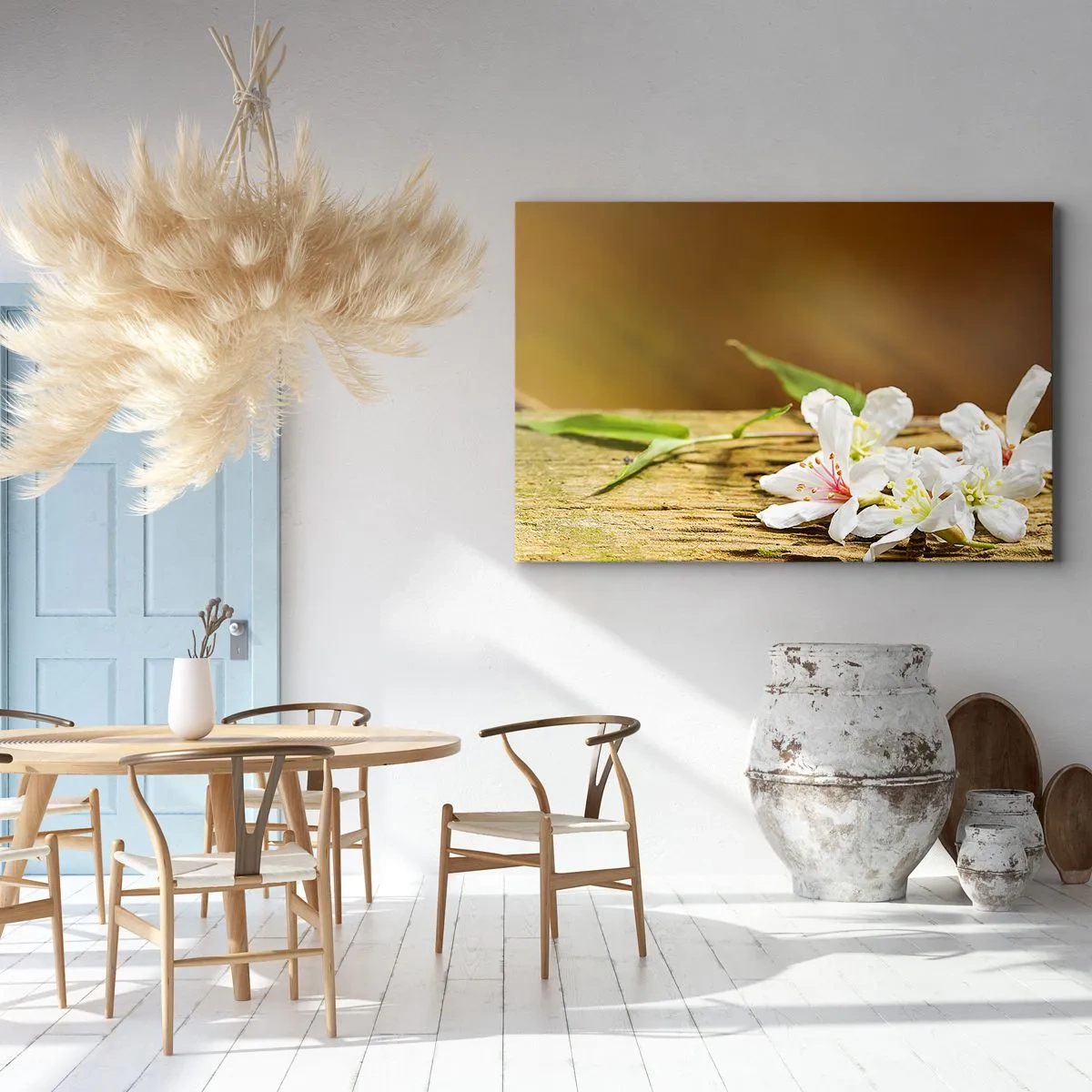 Impression sur toile - Image sur toile - Fleurs blanches sur fond de bois à la lumière naturelle - 70x50cm - Une promesse innocente - Décoration murale moderne pour le salon et la chambre ARTTOR