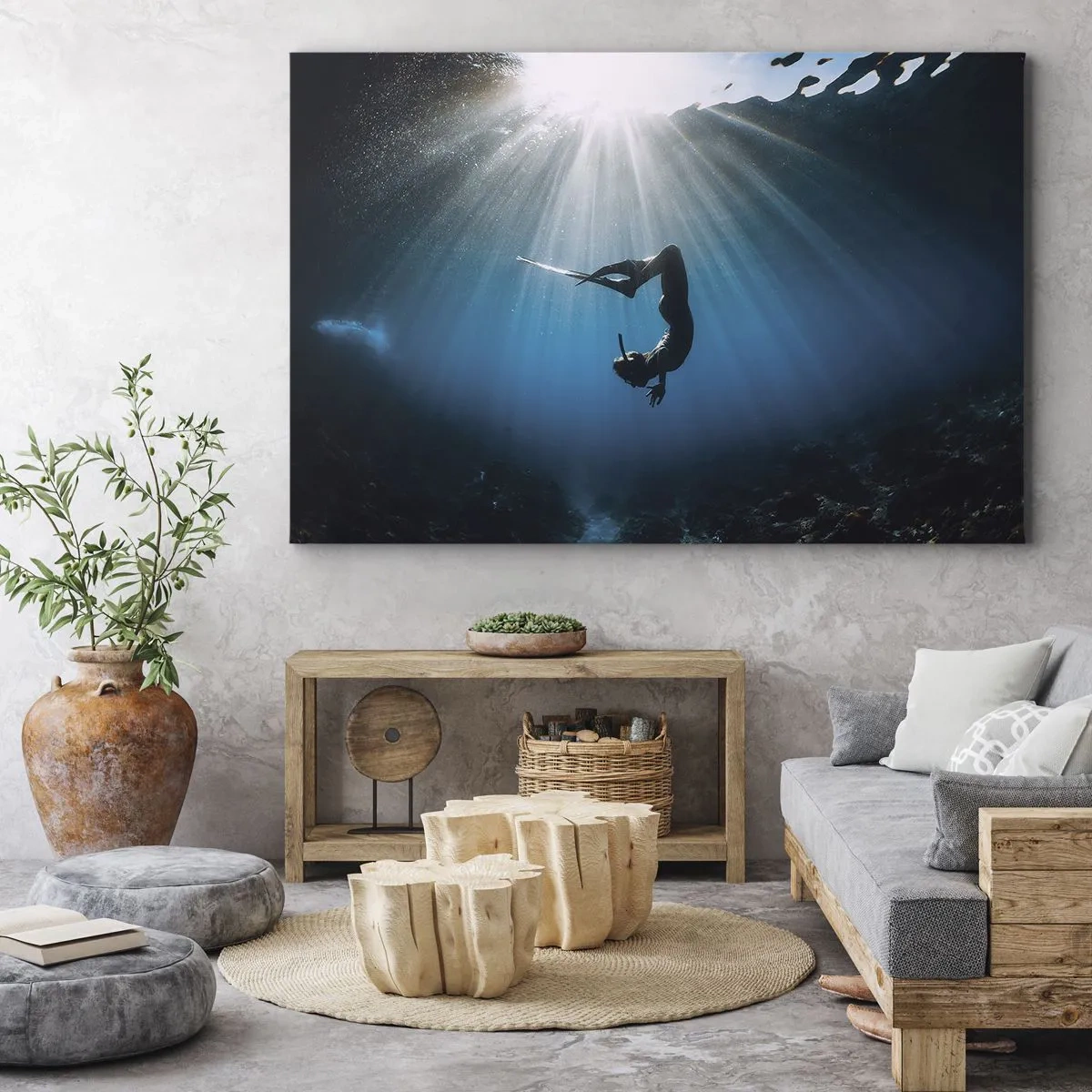 Impression sur toile - Image sur toile - Un plongeur flottant dans un faisceau de lumière sous l'eau - 70x50cm - Dans sous-marine - Décoration murale moderne pour le salon et la chambre ARTTOR