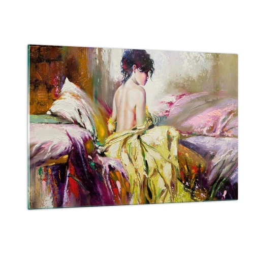 Impression sur verre - Image sur verre - Une femme en robe jaune assise sur un lit dans un style impressionniste. - 120x80cm - Entre les lèvres et le bord de la tasse - Décoration murale moderne pour le salon et la chambre ARTTOR