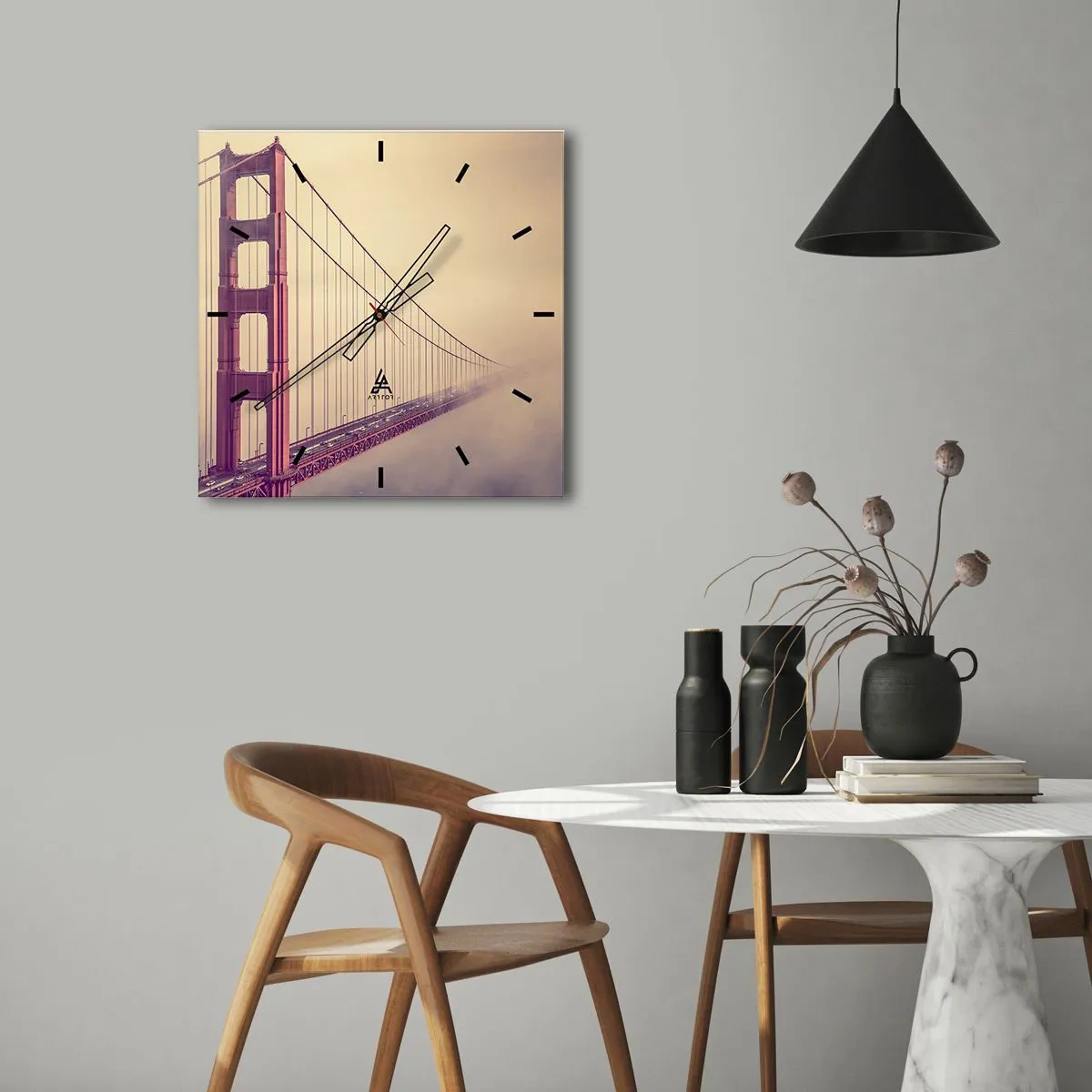 Horloge murale - Pendule murale - Un pont dans le brouillard aux tons pastel, symbole d'élégance et de paix - 30x30cm - Entre ciel et terre - Décoration murale moderne pour le salon et la chambre ARTTOR