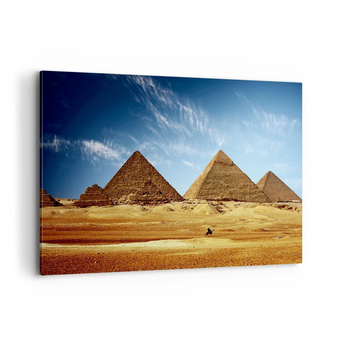 Impression sur toile - Image sur toile - Les pyramides de Gizeh contre un ciel bleu et un paysage désertique - 100x70cm - 40 siècles vous regardent - Décoration murale moderne pour le salon et la chambre ARTTOR