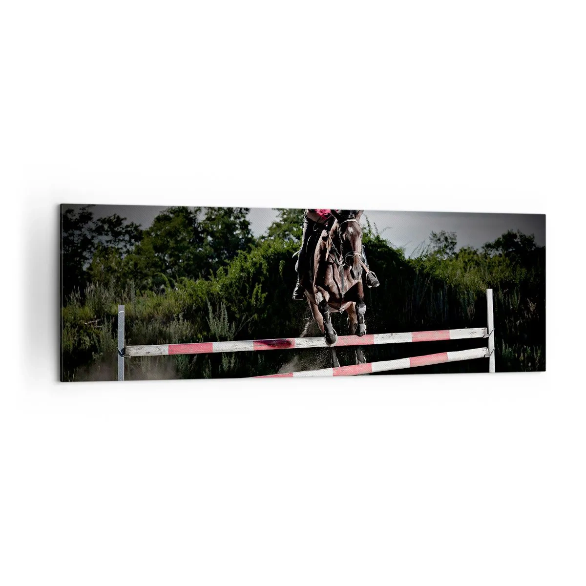 Impression sur toile - Image sur toile - Un cavalier sur un cheval sautant par-dessus un obstacle sur une piste de course - 160x50cm - Ensemble pour la victoire - Décoration murale moderne pour le salon et la chambre ARTTOR