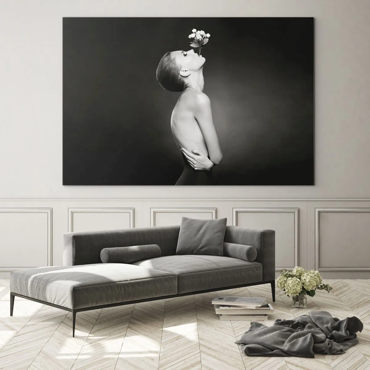 Impression sur verre - Image sur verre - Une femme avec une fleur dans la bouche dans un portrait en noir et blanc - 70x50cm - Elégance excentrique - Décoration murale moderne pour le salon et la chambre ARTTOR