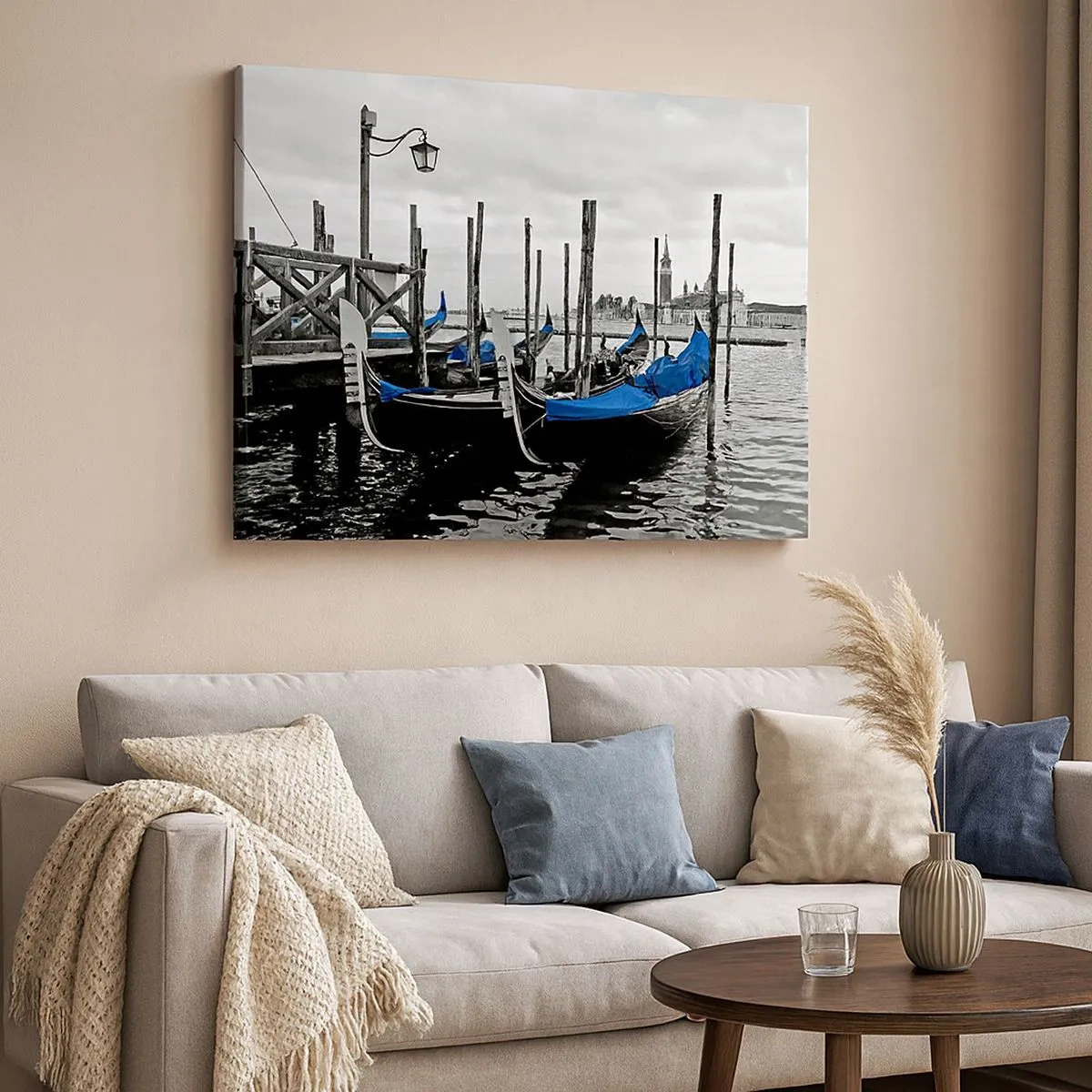 Impression sur toile - Image sur toile - Gondoles à Venise avec des couvertures bleues - 70x50cm - Venise pensive - Décoration murale moderne pour le salon et la chambre ARTTOR