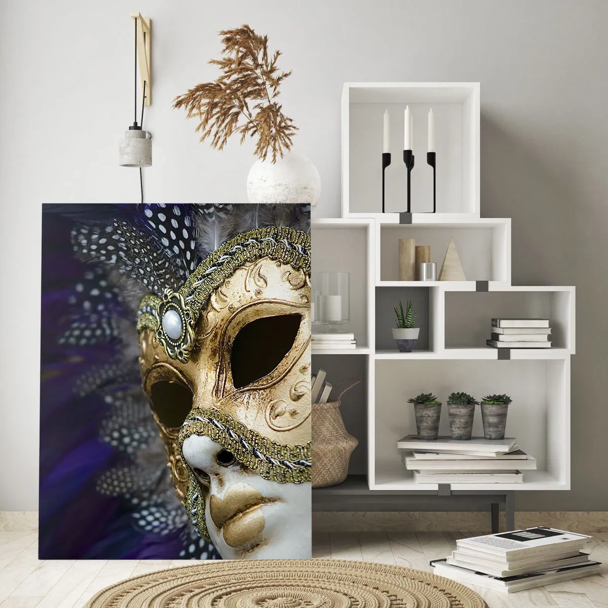 Impression sur verre - Image sur verre - Masque vénitien doré avec plumes décoratives et ornements - 80x120cm - Portrait vénitien en or - Décoration murale moderne pour le salon et la chambre ARTTOR