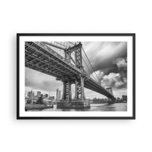 Affiche dans un cadre noir - Poster - Un pont en noir et blanc avec vue sur la ville - 70x50cm - Au coeur de la ville - Décoration murale moderne pour le salon et la chambre ARTTOR