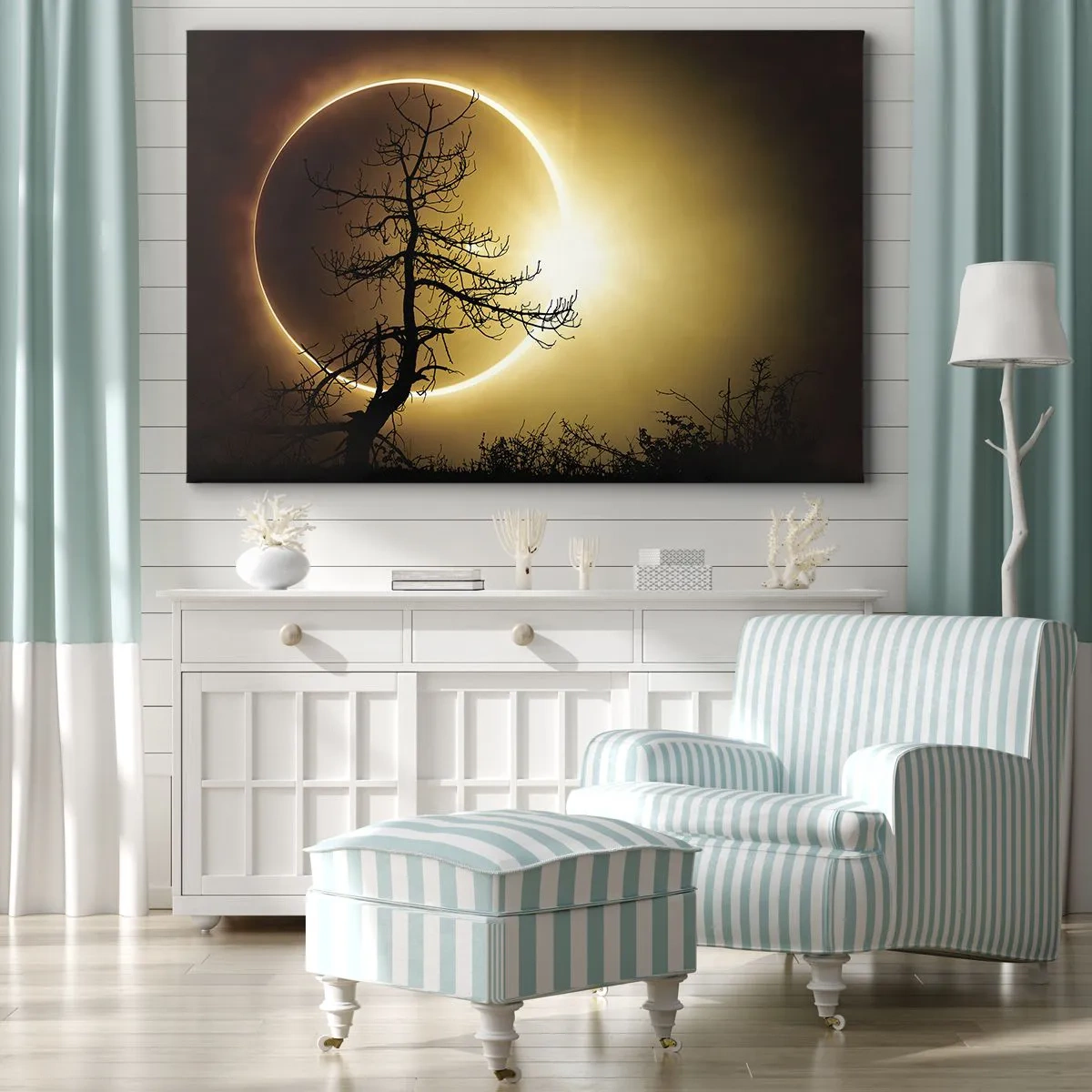Impression sur toile - Image sur toile - Éclipse solaire avec une silhouette d'arbre au premier plan - 120x80cm - Éclipse totale - Décoration murale moderne pour le salon et la chambre ARTTOR