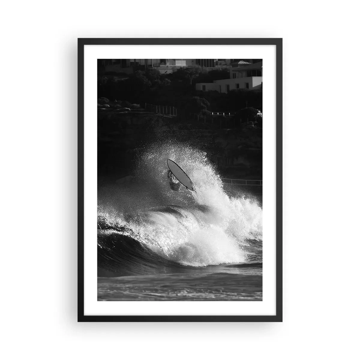 Affiche dans un cadre noir - Poster - Surfeur noir et blanc en action sur des vagues agitées - 50x70cm - Défi accepté! - Décoration murale moderne pour le salon et la chambre ARTTOR