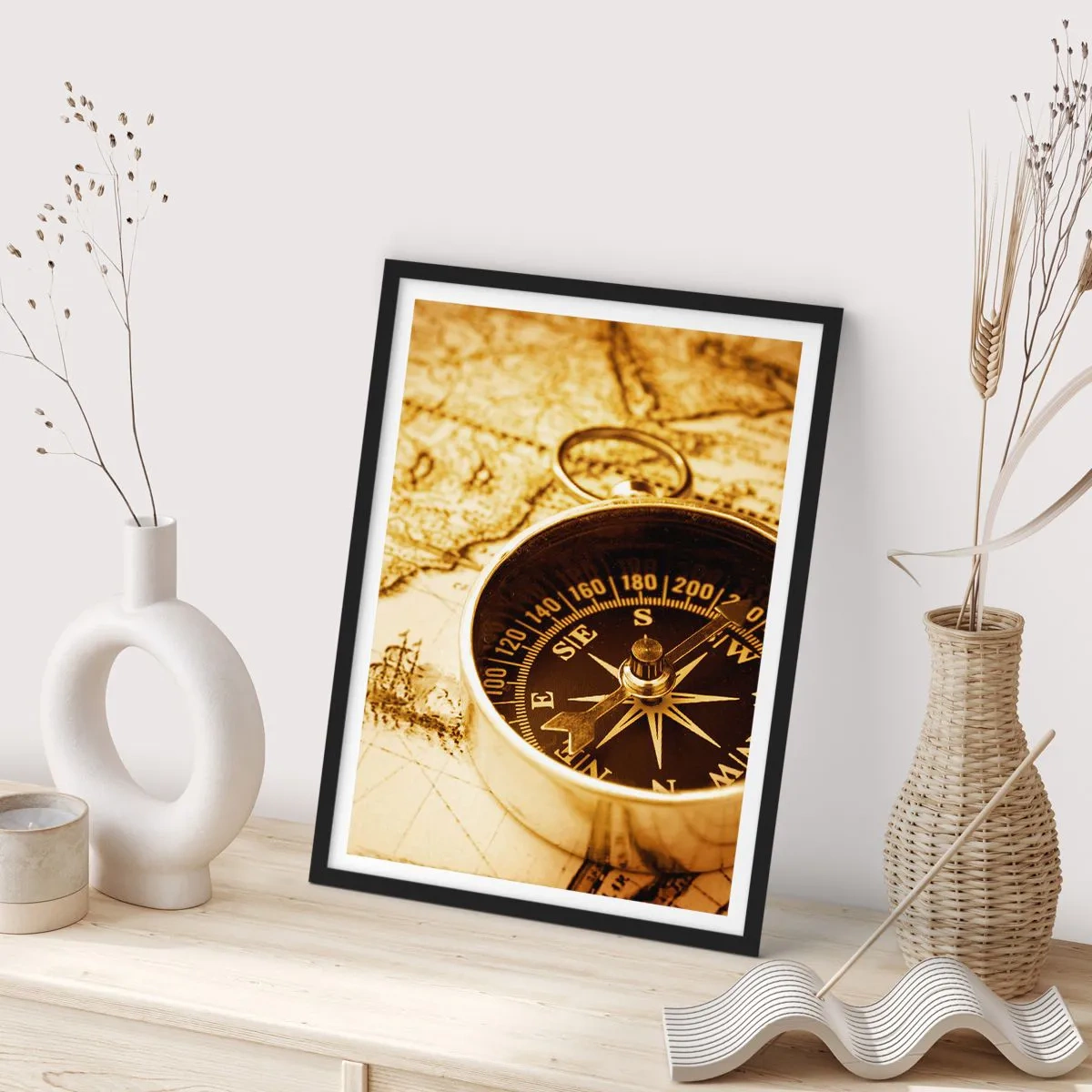 Affiche dans un cadre noir - Poster - Est ou ouest? - 40x50 cm