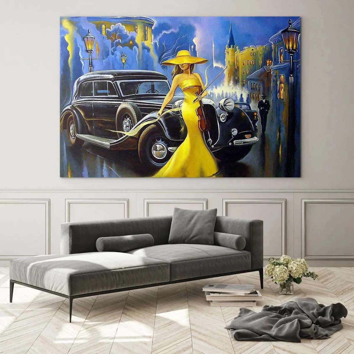 Impression sur verre - Image sur verre - Une femme en robe jaune à côté d'une voiture ancienne - 70x50cm - Nocturne pour violon et amour - Décoration murale moderne pour le salon et la chambre ARTTOR
