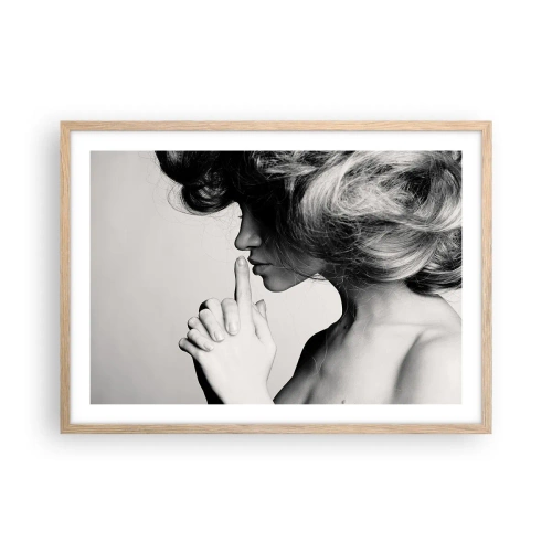 Affiche dans un chêne clair - Poster - A l'écoute d'elle-même - 70x50 cm