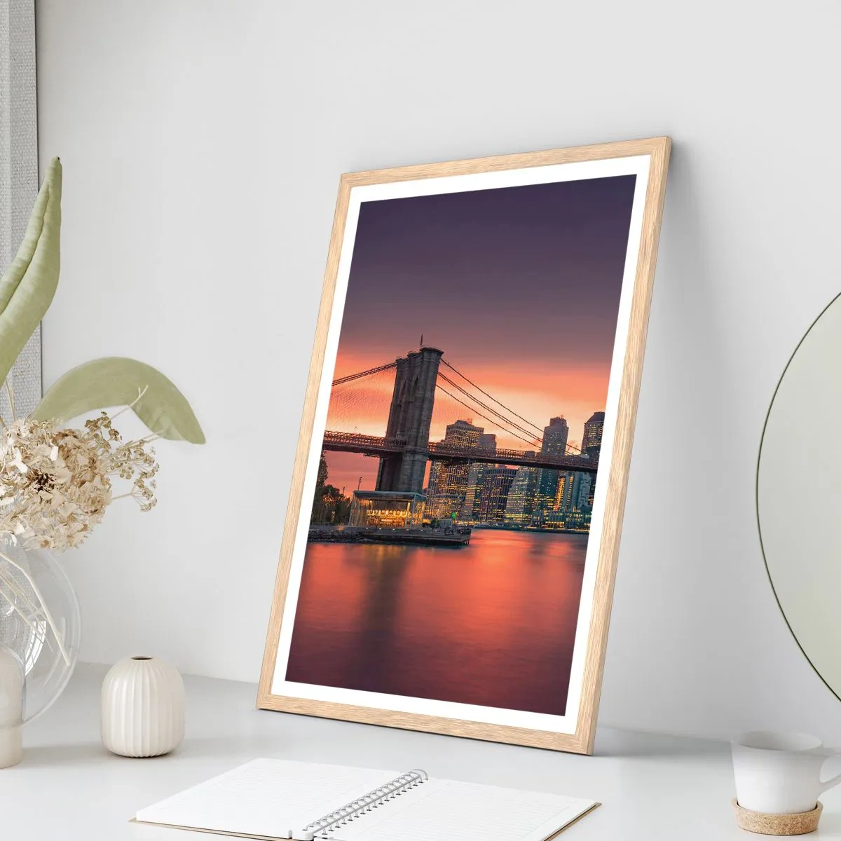 Affiche dans un chêne clair - Poster - Immergé dans le silence lilas - 61x91 cm