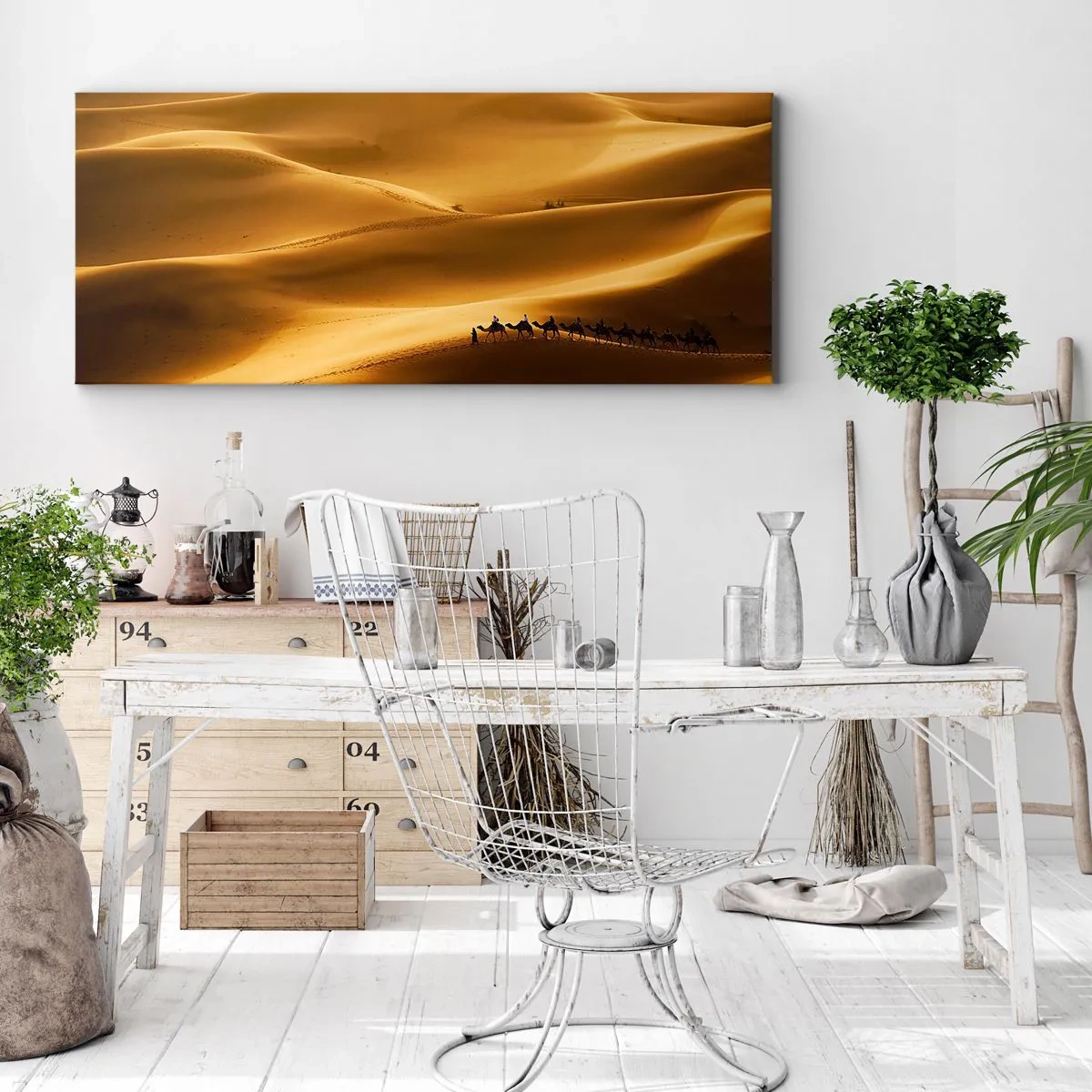 Impression sur toile - Image sur toile - Une caravane de chameaux errant à travers les dunes dorées du désert. - 120x50cm - Caravane sur les vagues du désert - Décoration murale moderne pour le salon et la chambre ARTTOR