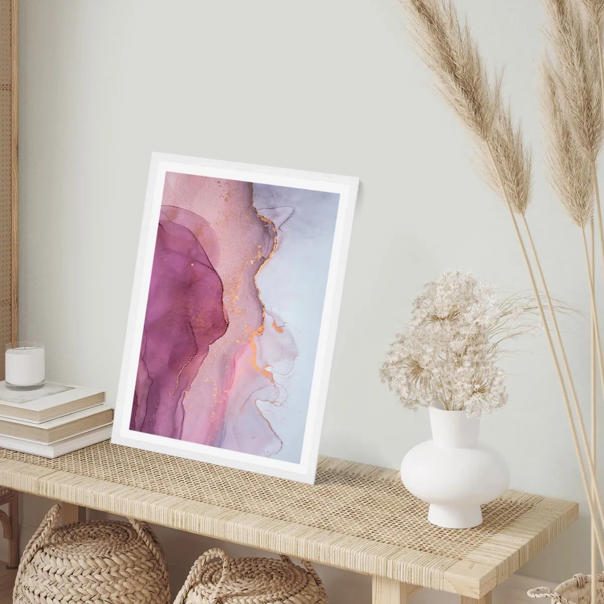 Affiche dans un cadre blanc - Poster - Vagues lilas et violettes - 50x70 cm