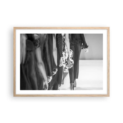 Affiche dans un chêne clair - Poster - Un défilé stylé - 70x50 cm