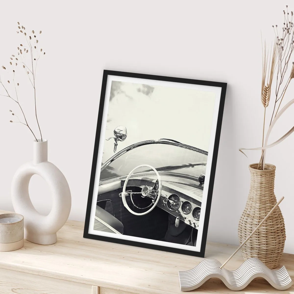 Affiche dans un cadre noir - Poster - Intérieur d'une voiture classique avec un volant - 50x70cm - Temps pour riche - Décoration murale moderne pour le salon et la chambre ARTTOR