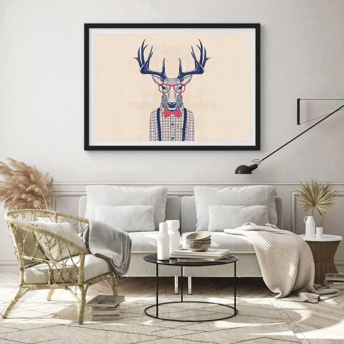 Affiche dans un cadre noir - Poster - Graphique stylisé d'un cerf portant des lunettes et un nœud papillon - 70x50cm - Une extravagance amusante - Décoration murale moderne pour le salon et la chambre ARTTOR