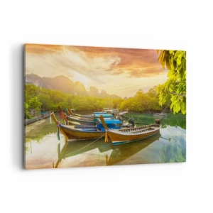 Impression sur toile - Image sur toile - Bateaux traditionnels sur une eau calme au coucher du soleil - 120x80cm - Avant une journée chargée - Décoration murale moderne pour le salon et la chambre ARTTOR