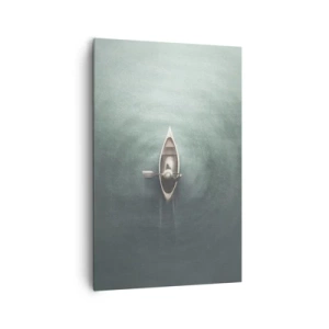 Impression sur toile - Image sur toile - Un bateau solitaire sur une eau calme dans un décor minimaliste - 80x120cm - À travers le lac de la lune - Décoration murale moderne pour le salon et la chambre ARTTOR