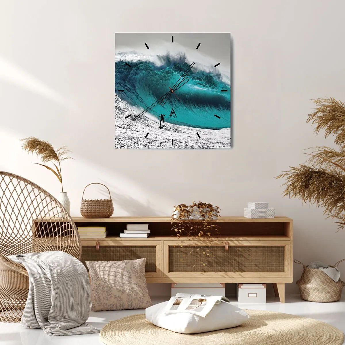 Horloge murale - Pendule murale - Surfeur devant une énorme vague - 30x30cm - Challenge accepté - Décoration murale moderne pour le salon et la chambre ARTTOR