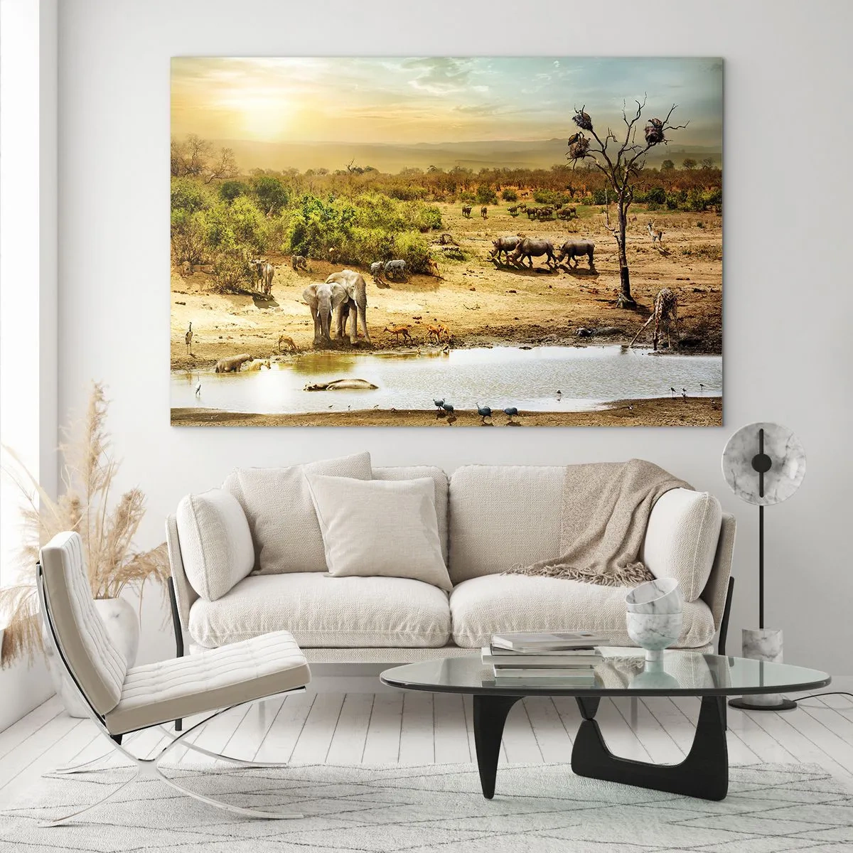 Impression sur verre - Image sur verre - Éléphants et animaux à un point d'eau sur fond de paysage africain - 100x70cm - "Et d'Eden coulait une rivière..." - Décoration murale moderne pour le salon et la chambre ARTTOR