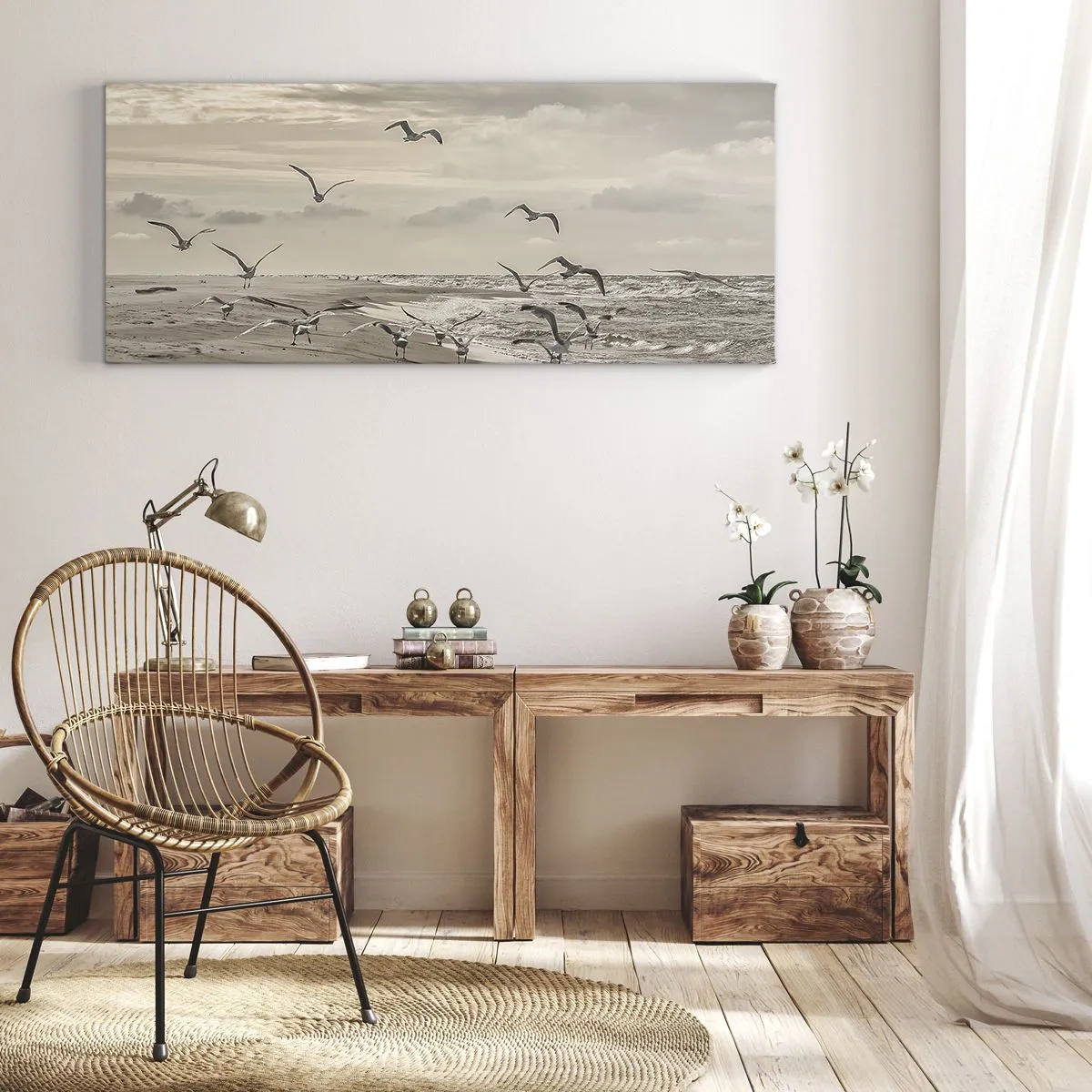 Impression sur toile - Image sur toile - Une mouette en vol au-dessus d'un paysage balnéaire - 160x50cm - Le bruit de la mer, le chant des oiseaux - Décoration murale moderne pour le salon et la chambre ARTTOR