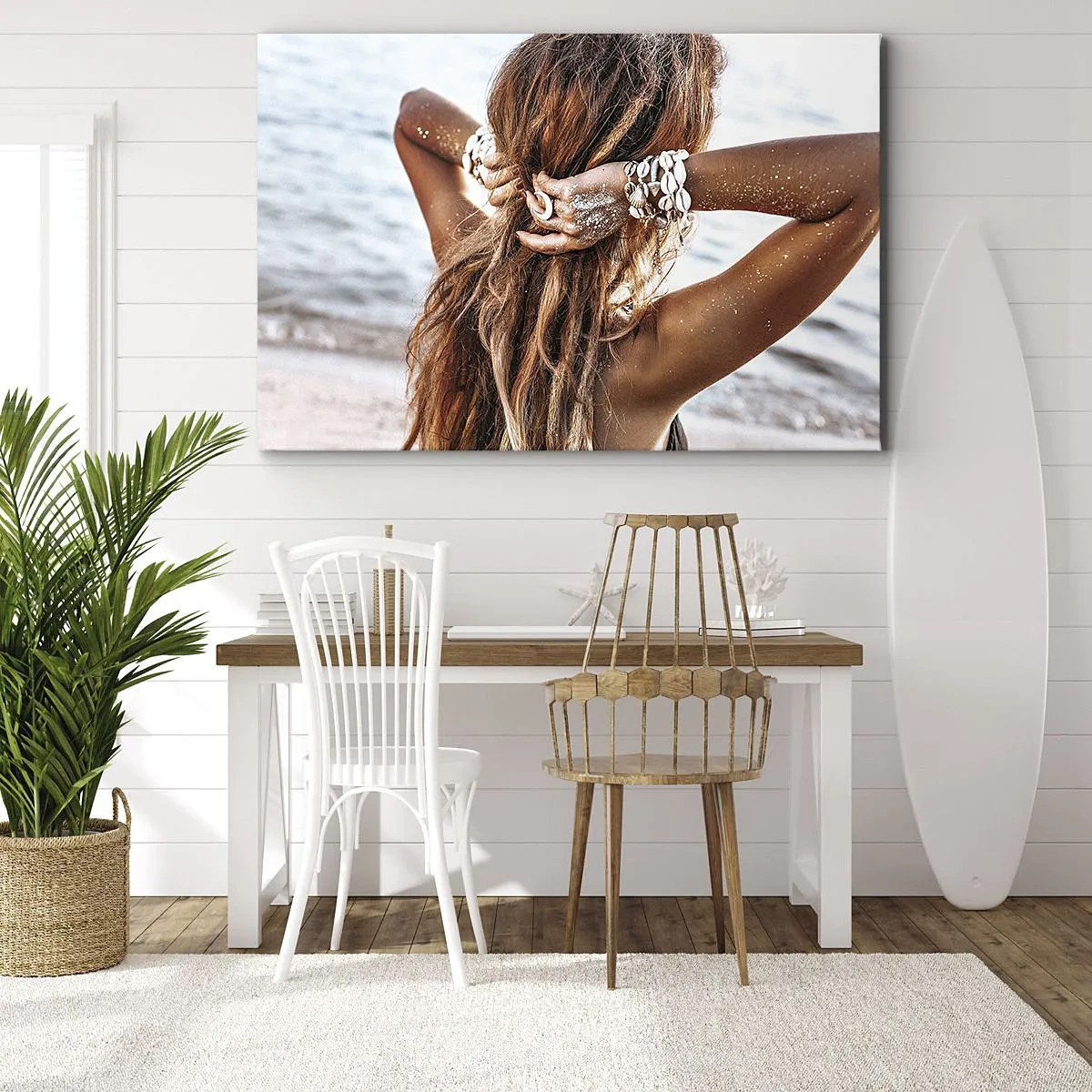 Impression sur toile - Image sur toile - Une femme sur la plage avec ses cheveux flottant au soleil - 70x50cm - La soeur de l'eau et du soleil - Décoration murale moderne pour le salon et la chambre ARTTOR