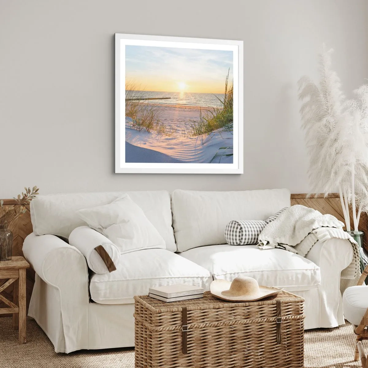 Affiche dans un cadre blanc - Poster - Le bruit de la mer, le chant des oiseaux, une plage sauvage parmi les herbes… - 40x40 cm