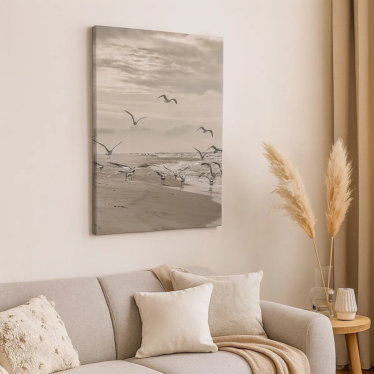 Impression sur toile - Image sur toile - Une mouette en vol au-dessus d'un paysage balnéaire - 50x70cm - Le bruit de la mer, le chant des oiseaux - Décoration murale moderne pour le salon et la chambre ARTTOR