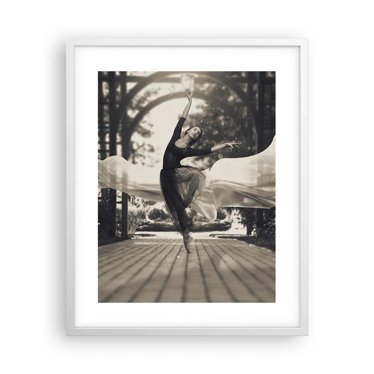 Affiche dans un cadre blanc - Poster - La danse de l'esprit jardin - 40x50 cm