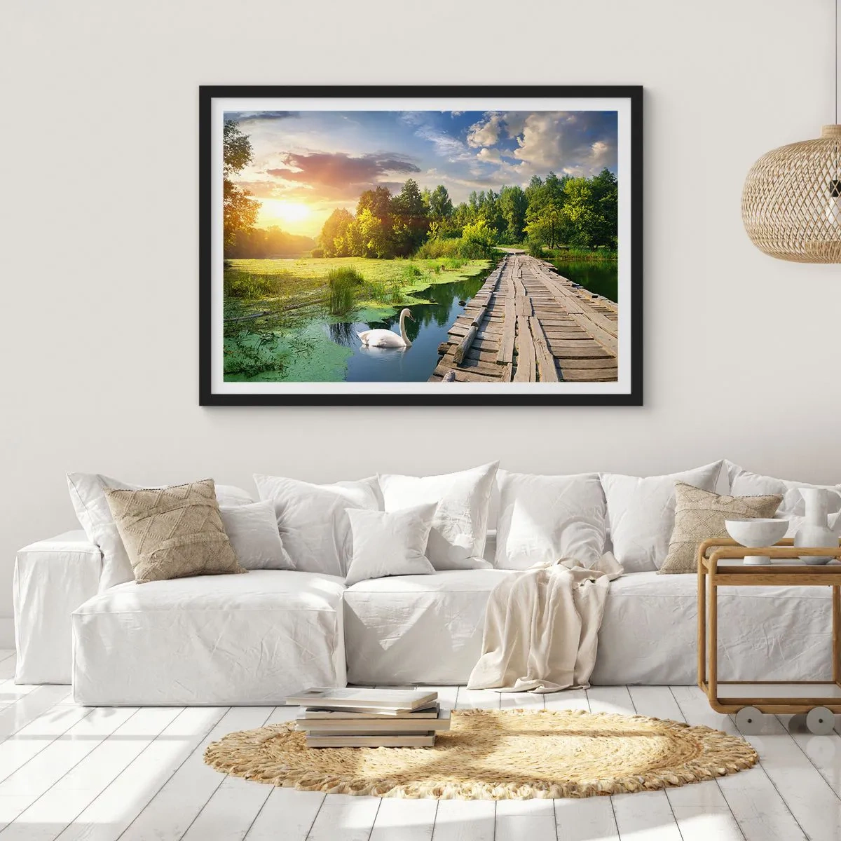 Affiche dans un cadre noir - Poster - Un paysage pittoresque avec un pont et un cygne - 70x50cm - L'été, l'été partout - Décoration murale moderne pour le salon et la chambre ARTTOR