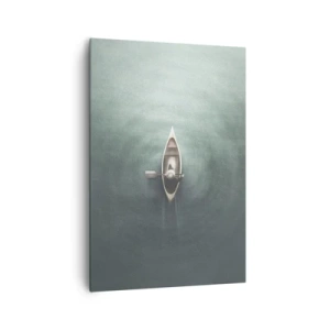 Impression sur toile - Image sur toile - Un bateau solitaire sur une eau calme dans un décor minimaliste - 70x100cm - À travers le lac de la lune - Décoration murale moderne pour le salon et la chambre ARTTOR