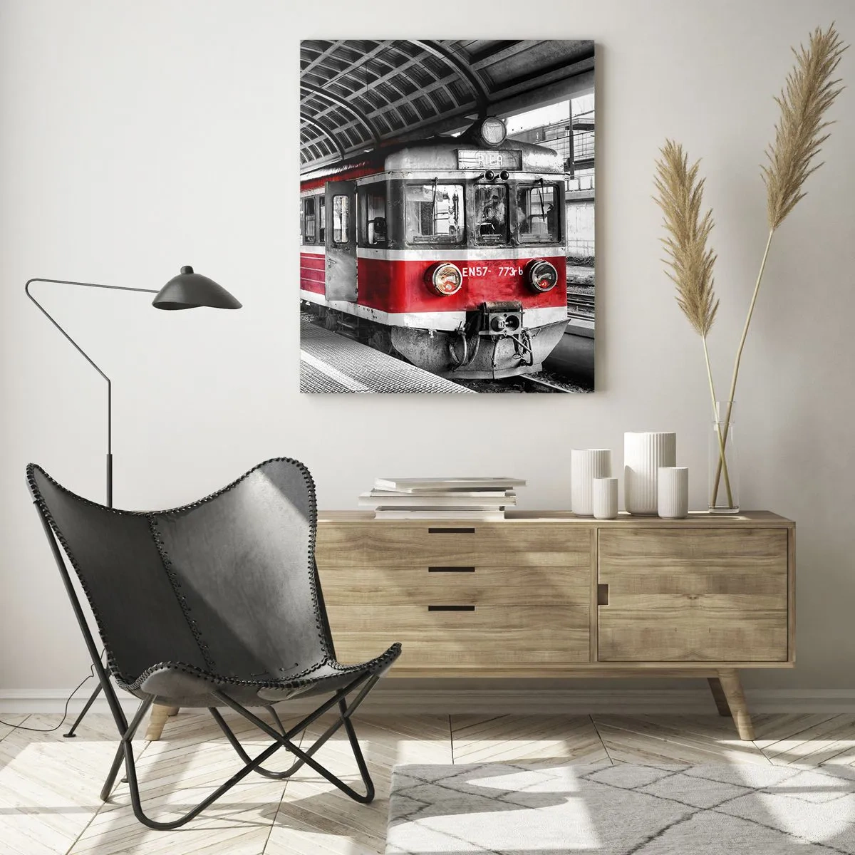 Impression sur verre - Image sur verre - Train rouge à la gare sous un toit - 50x70cm - C'est peut-être le voyage de votre vie ? - Décoration murale moderne pour le salon et la chambre ARTTOR