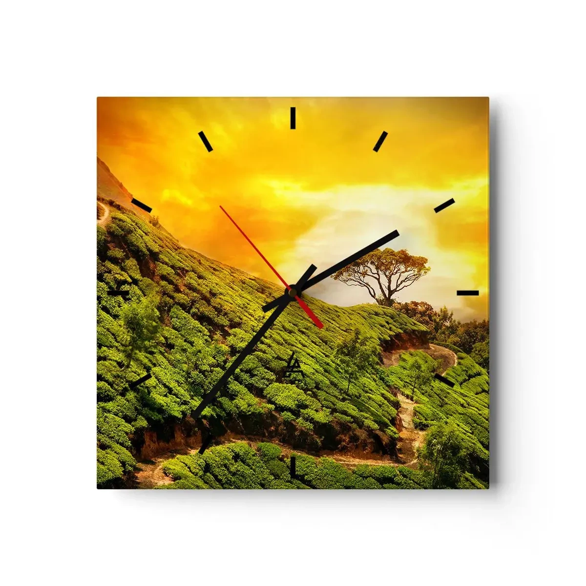 Horloge murale - Pendule murale - Collines verdoyantes de plantations de thé au coucher du soleil - 30x30cm - Un chemin sinueux, une pente verte - Décoration murale moderne pour le salon et la chambre ARTTOR