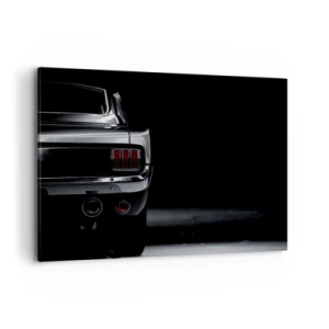 Impression sur toile - Image sur toile - Une image en noir et blanc de l'arrière d'une voiture classique sur un fond sombre. - 100x70cm - Le charme du classique - Décoration murale moderne pour le salon et la chambre ARTTOR