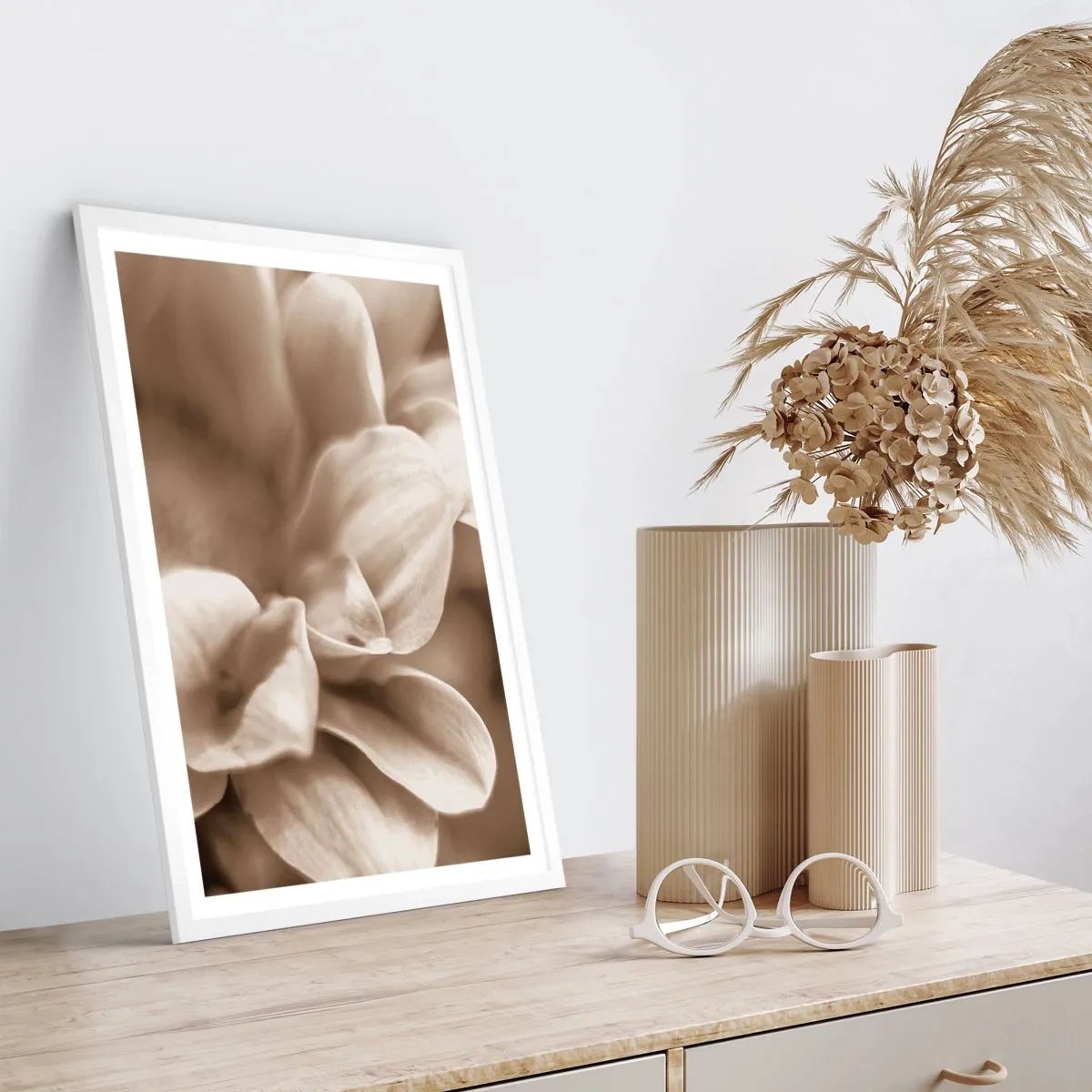 Affiche dans un cadre blanc - Poster - Doux comme un sourire - 70x100 cm