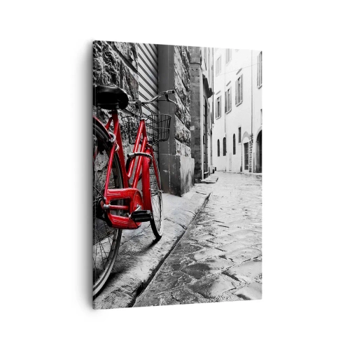 Impression sur toile - Image sur toile - Vélo rouge dans une rue en noir et blanc - 50x70cm - La vraie beauté ne vieillit pas - Décoration murale moderne pour le salon et la chambre ARTTOR
