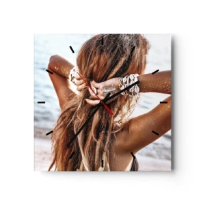 Horloge murale - Pendule murale - Une femme sur la plage avec ses cheveux flottant au soleil - 30x30cm - La soeur de l'eau et du soleil - Décoration murale moderne pour le salon et la chambre ARTTOR