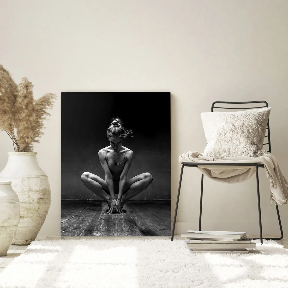 Impression sur verre - Image sur verre - Portrait en noir et blanc d'une danseuse en pleine concentration. - 70x100cm - Concentration de l'énergie de la danse - Décoration murale moderne pour le salon et la chambre ARTTOR