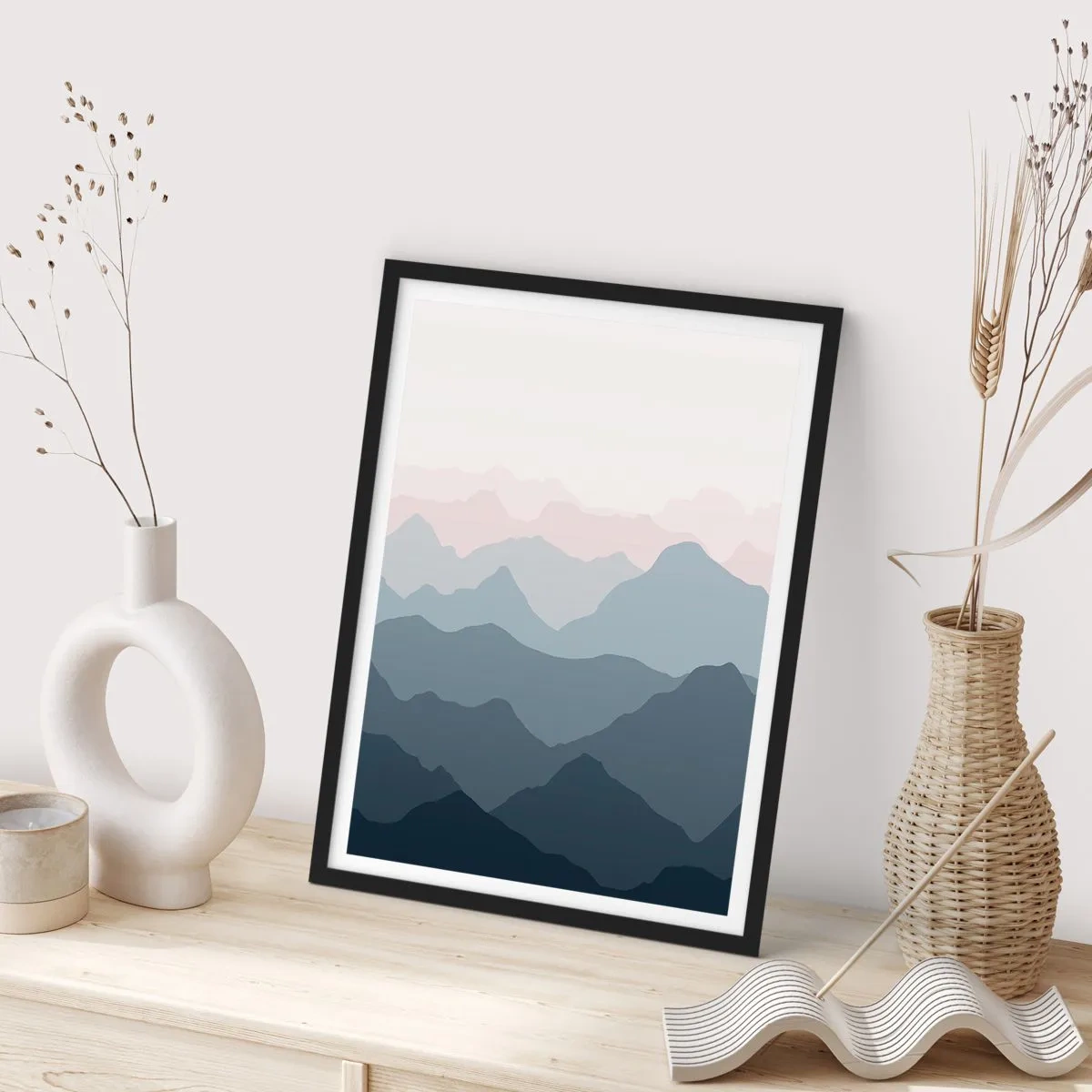 Affiche dans un cadre noir - Poster - Vagues de montagnes - 70x100 cm