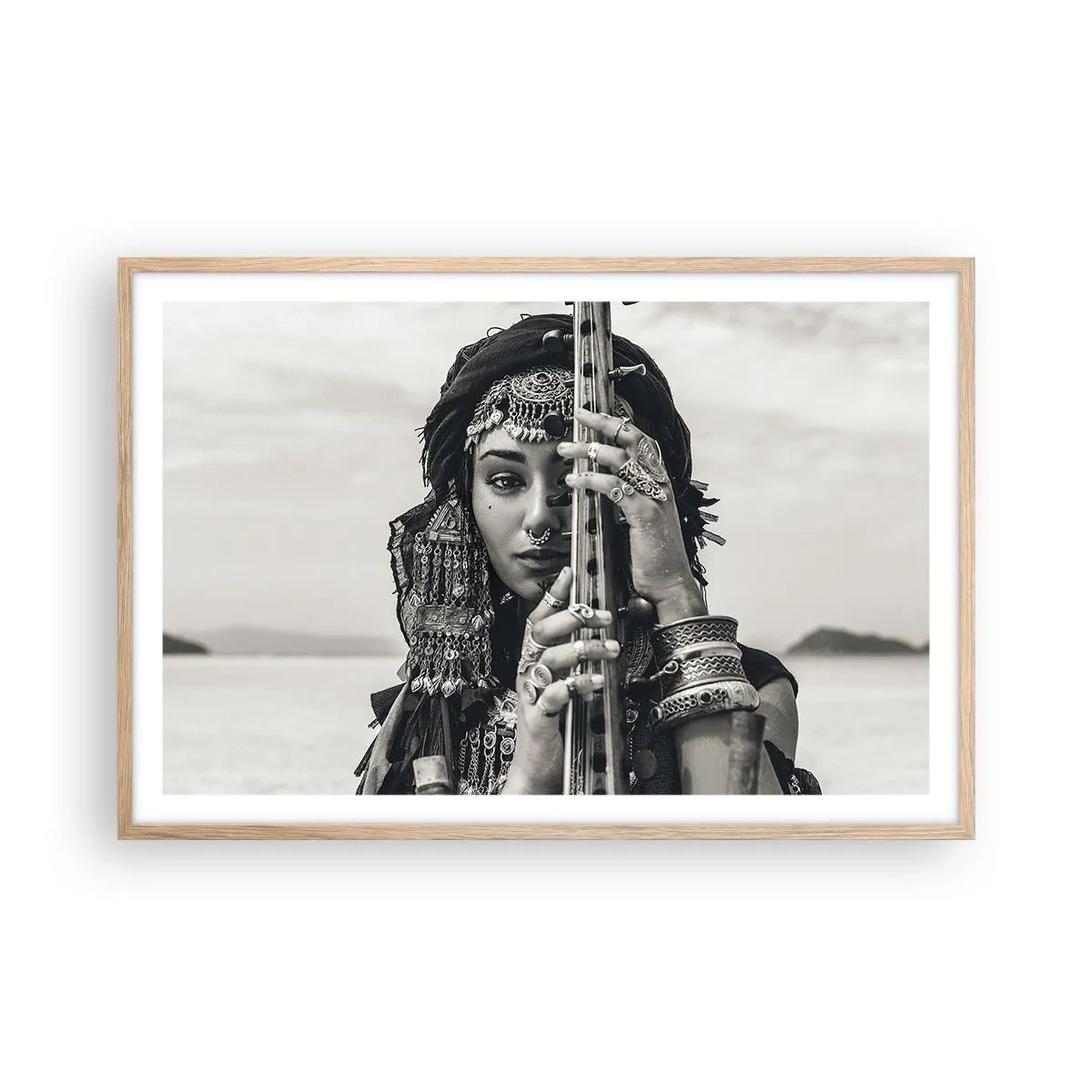 Affiche dans un chêne clair - Poster - Musique de l'Orient elle-même - 91x61 cm