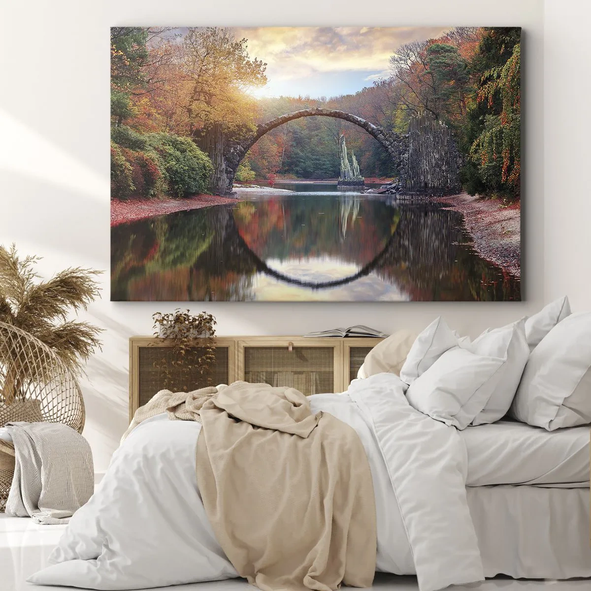 Impression sur toile - Image sur toile - Un pont de pierre dans un paysage d'automne sur une eau calme - 120x80cm - De l'autre cote du miroir - Décoration murale moderne pour le salon et la chambre ARTTOR