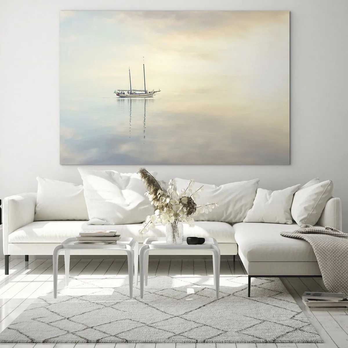 Impression sur verre - Image sur verre - Un voilier dérivant sur une mer calme à l'aube - 70x50cm - Dans une mer de silence - Décoration murale moderne pour le salon et la chambre ARTTOR