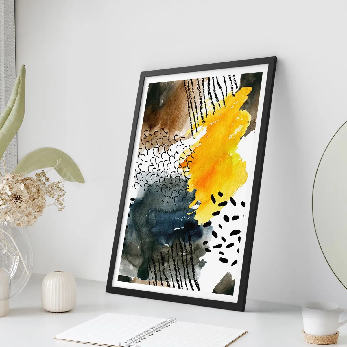 Affiche dans un cadre noir - Poster - Composition abstraite dans les tons jaune et noir - 50x70cm - Rencontre des éléments - Décoration murale moderne pour le salon et la chambre ARTTOR