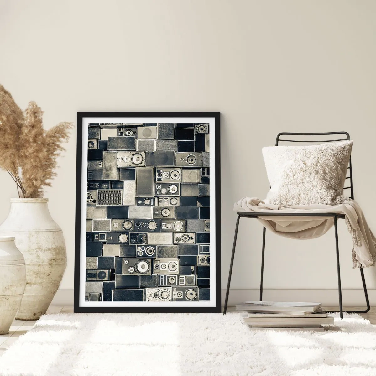 Affiche dans un cadre noir - Poster - Collage d'enceintes en nuances de gris - 50x70cm - Tout va bien - Décoration murale moderne pour le salon et la chambre ARTTOR