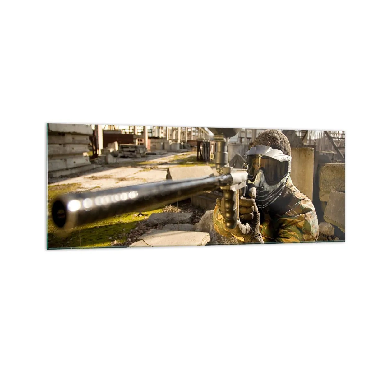 Impression sur verre - Image sur verre - Un joueur de paintball en tenue de camouflage visant un marqueur - 140x50cm - Et vous pouvez devenir un héros - Décoration murale moderne pour le salon et la chambre ARTTOR