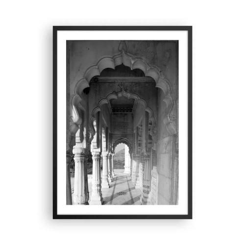 Affiche dans un cadre noir - Poster - Photographie en noir et blanc d'une architecture avec des colonnes - 50x70cm - Les contes de fées orientaux se déroulent ici - Décoration murale moderne pour le salon et la chambre ARTTOR